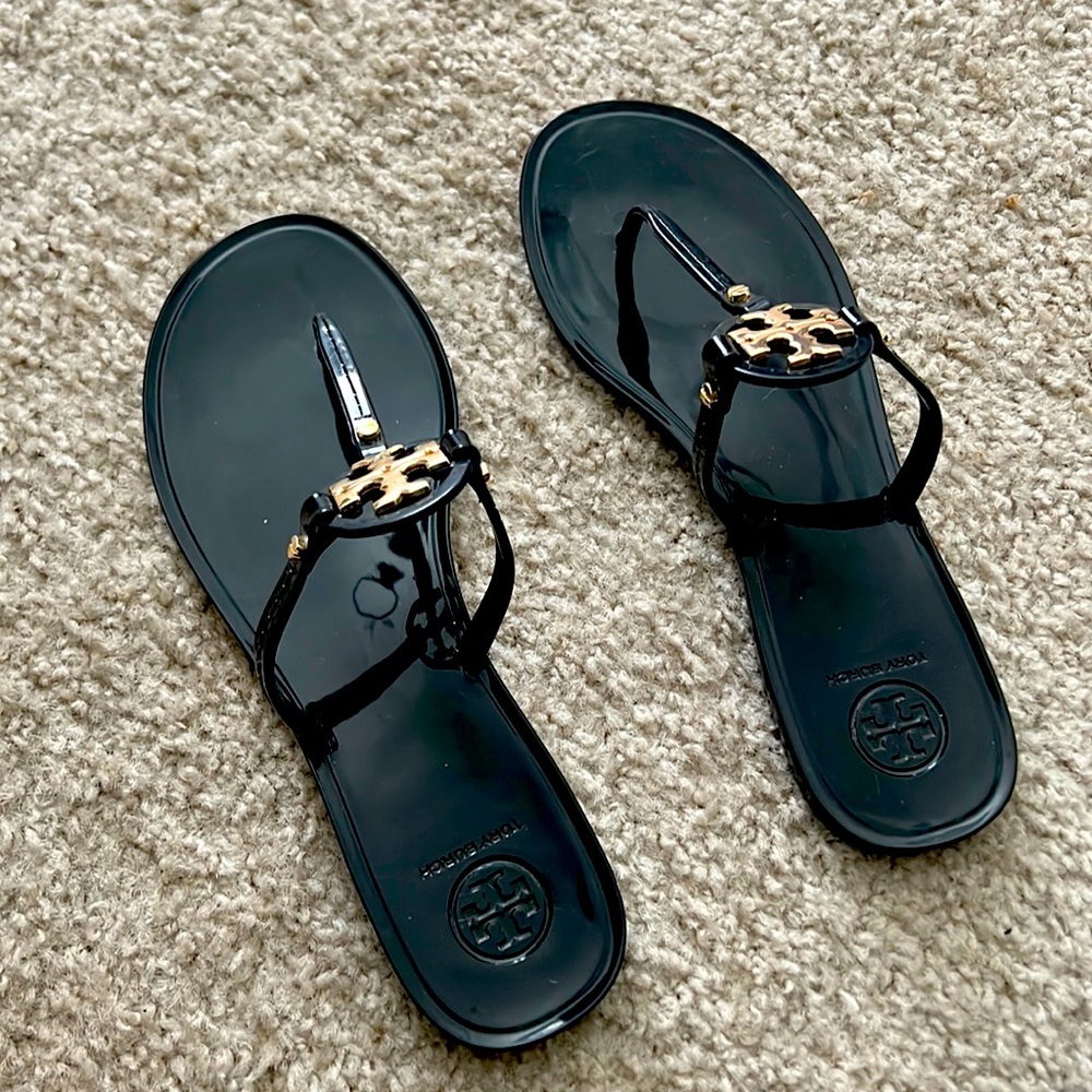 Tory burch sandal size 8